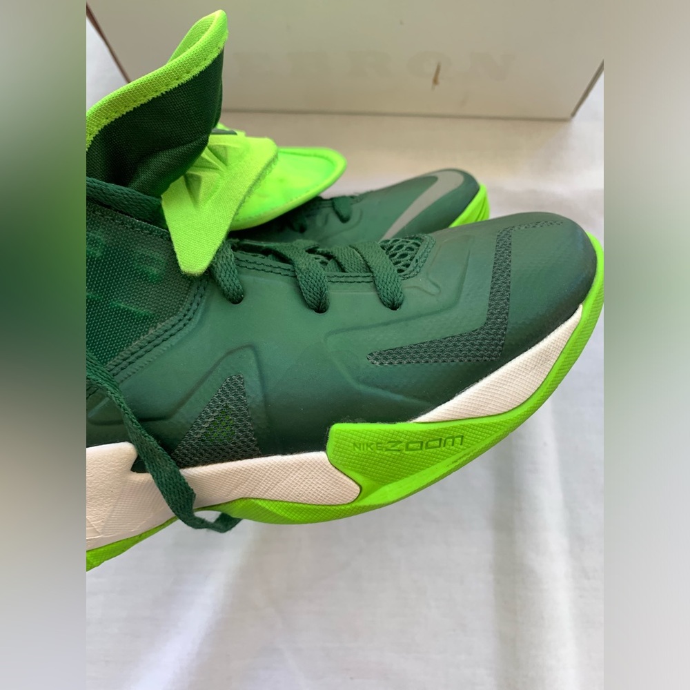 Nike Zoom Soldier VII - Picture 3 of 16